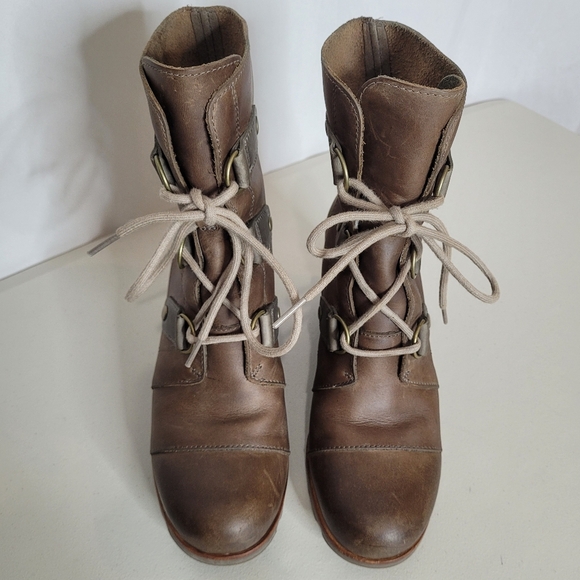 Sorel Brown Waterproof Distressed Leather Lace-Up City Wedge Boot - Size 8 - Picture 8 of 15